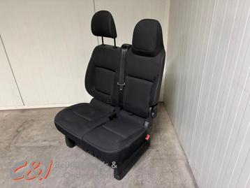 Bank rechts-voor van een Renault Trafic beschikbaar voor biedingen