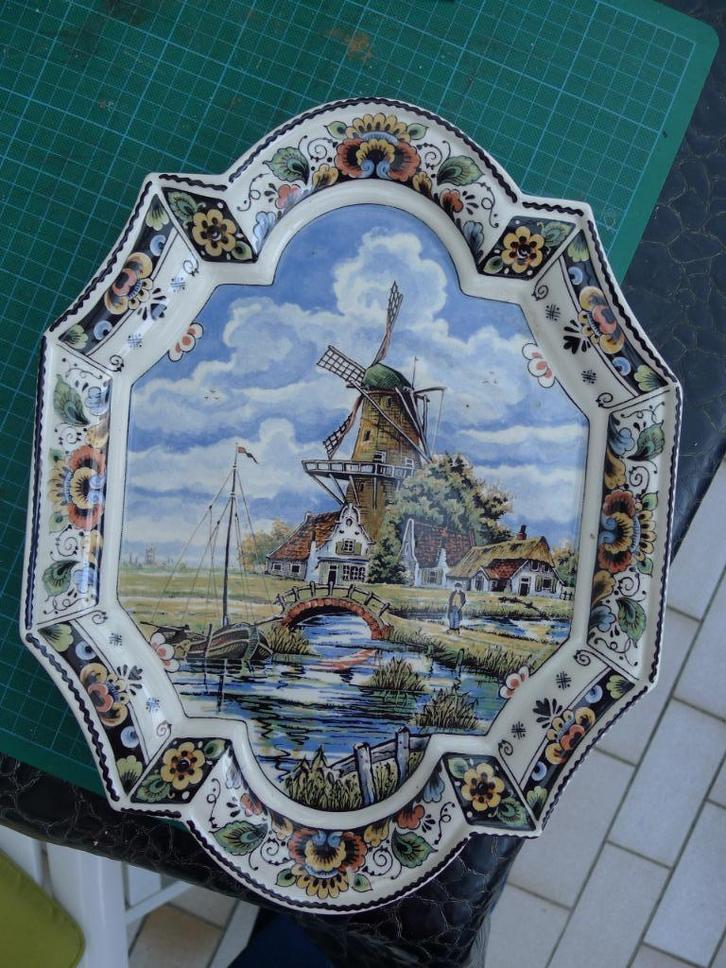 Grote DELFTSE schaal, Antiek en Kunst, Antiek | Keramiek en Aardewerk, Ophalen of Verzenden