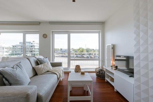 Licht overgoten studio net aan het strand in Oostduinkerke, Vakantie, Vakantie | Zon en Strand