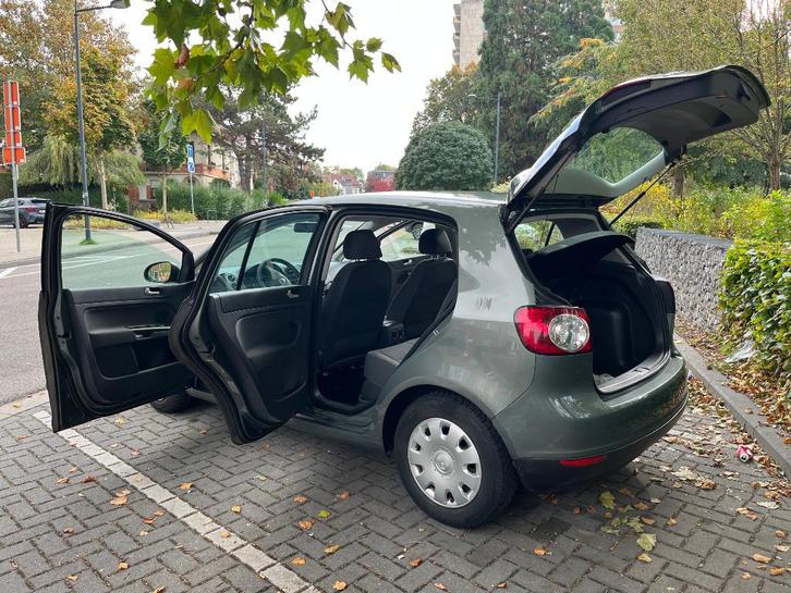 Golf Plus, Auto's, Volkswagen, Particulier, Golf, Bluetooth, Radio, USB, Benzine, Euro 4, 5 deurs, Handgeschakeld, Groen, Grijs