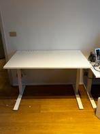Bureau Ikea Mattzon, Enlèvement, Comme neuf, Bureau