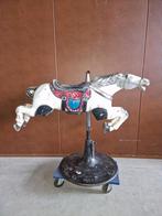 Cheval de manège en fer à pied en provenance d'Amérique., Enlèvement, Utilisé, Cheval, Autres types