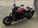 Ducati Diavel nieuwe model  custom 1 Eigenaar - 5700 klm!, Motos, Motos | Ducati, Plus de 35 kW, 2 cylindres, Particulier, Échappement sport