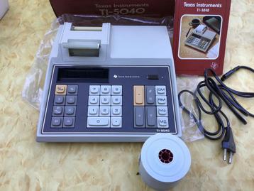 Texas Instruments TI -5040- calculatrice électronique, Divers, Calculatrices, Enlèvement ou Envoi, Neuf