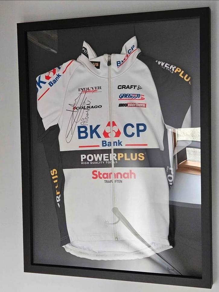 Gesigneerde wielrennersvest Niels Albert., Verzamelen, Sportartikelen en Voetbal, Ophalen