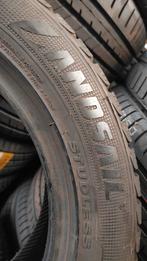 215/55r16 97v Landsail 35€ per stuk met montage, Ophalen