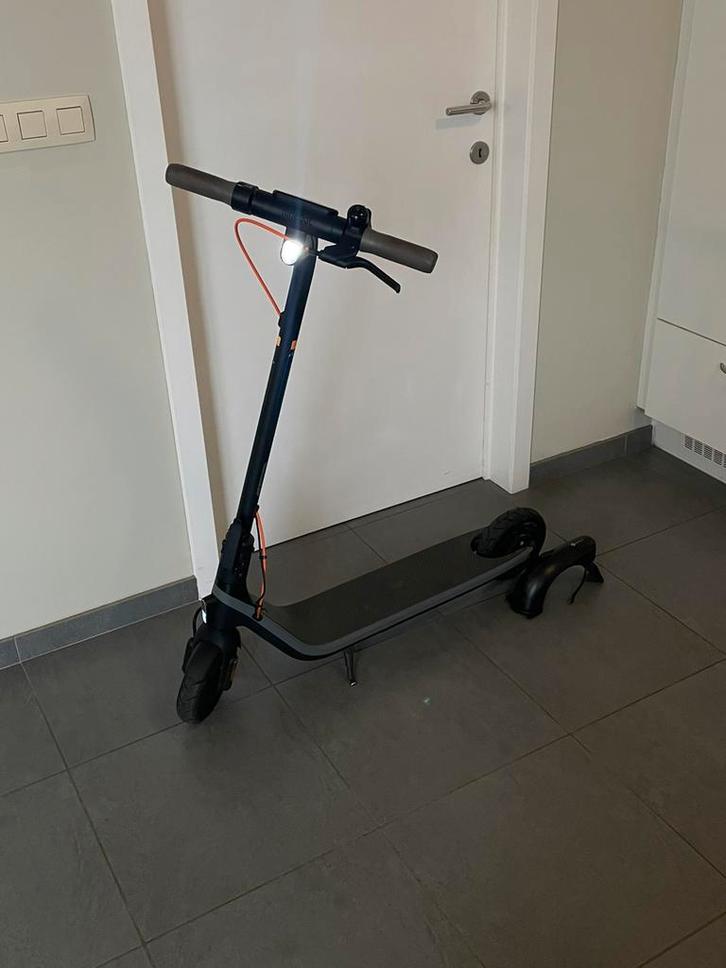 Ninebot E2 Plus Elektrische Step – Uitstekende staat, Fietsen en Brommers, Steps, Nieuw, Elektrische step (E-scooter), Ophalen
