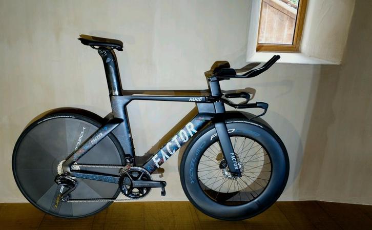 Factor Hanzo tijdritfiets, Vélos & Vélomoteurs, Vélos | Vélos de course, Neuf, Autres marques, Carbone, Enlèvement