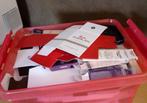 537 verpakkingen van verzorgingsproducten parfums cosmetica, Handtassen en Accessoires, Ophalen of Verzenden