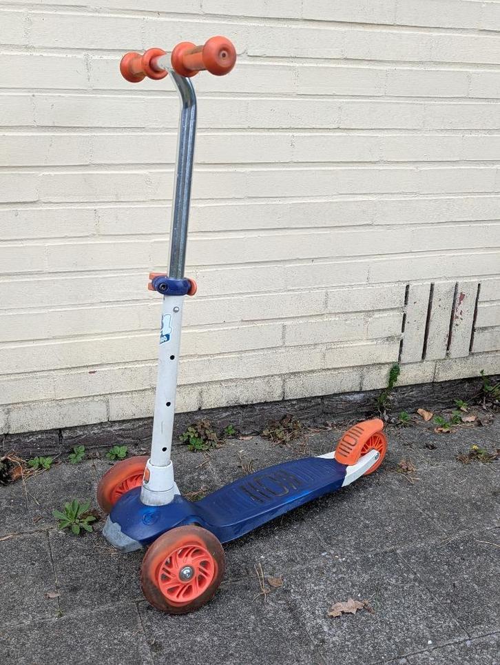 Kinderstep Oxelo met lichtjes, Fietsen en Brommers, Steps, Gebruikt, Gewone step, Ophalen