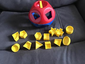 Tupperware holle bol vormensorteerder beschikbaar voor biedingen