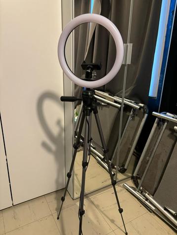 Ringlamp statief  beschikbaar voor biedingen
