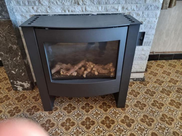 Gaskachel Well Straler, Huis en Inrichting, Haarden, Gebruikt, Gashaard, Ophalen