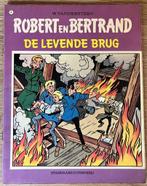 Robert en Bertrand - De levende brug - 4 1e dr(1974) Strip, Boeken, Stripverhalen, Eén stripboek, Zo goed als nieuw, Willy Vandersteen