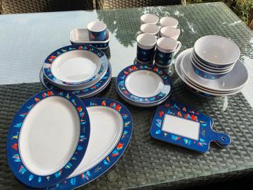 Kampeer servies  beschikbaar voor biedingen