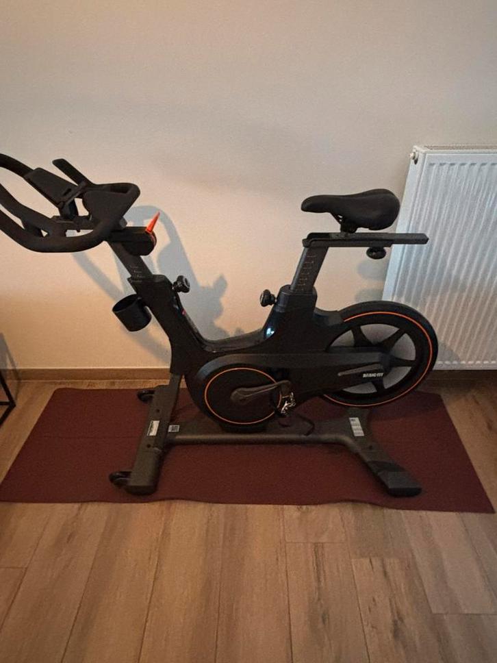 Home trainer voor fiets – ideaal voor indoor training, Sport en Fitness, Fitnessapparatuur, Nieuw, Hometrainer, Benen, Metaal