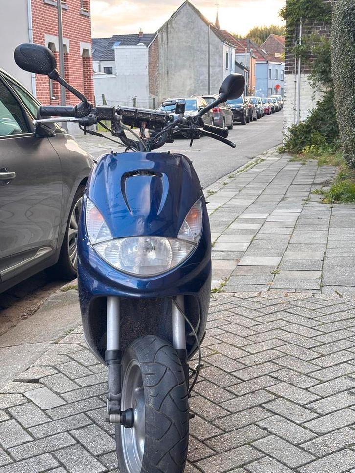 Viva city 70cc, Fietsen en Brommers, Scooters | Peugeot, Zo goed als nieuw, Elektrisch, Ophalen