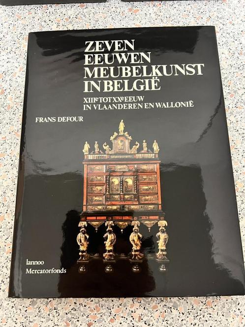 Zeven eeuwen meubelkunst in België., Boeken, Geschiedenis | Nationaal, Gelezen, 19e eeuw, Ophalen of Verzenden