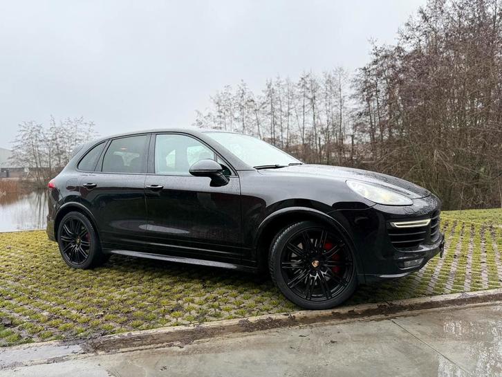 Porsche Cayenne GTS 3.6 V6 | 2016 | 148.600 km | Zwart, Autos, Porsche, Particulier, Cayenne, 4x4, ABS, Phares directionnels, Régulateur de distance