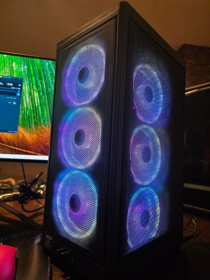 Gaming LLM Workstation Pc - DDR5 9800X3D 96GB 4080 Super, Computers en Software, Desktop Pc's, Nieuw, 4 Ghz of meer, SSD, 64 GB of meer