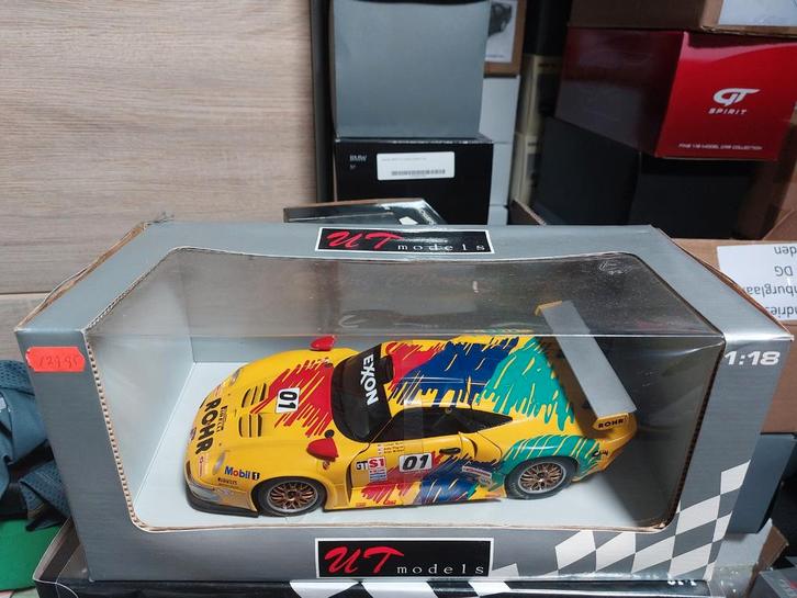 Ut Models Porsche 911 993 Gt1 Geel 1997, Hobby en Vrije tijd, Modelauto's | 1:18, Zo goed als nieuw, Auto, UT Models, Ophalen of Verzenden