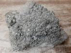 Limonietcluster met kwarts, Ophalen