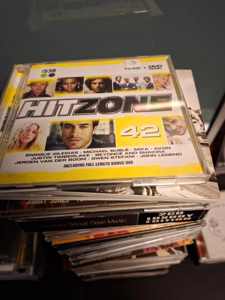 cd - various - hitzone 42 - 2cd, CD & DVD, CD | Pop, Comme neuf, 2000 à nos jours, Enlèvement ou Envoi