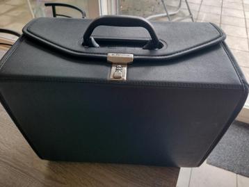 Samsonite pilotenkoffer, zwart, met cijferslot beschikbaar voor biedingen