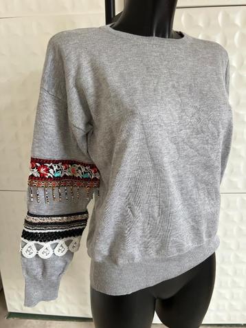 Pull JS Millenium pour femme : Taille Unique  beschikbaar voor biedingen