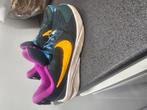 Nike sportschoen maat 34, Kinderen en Baby's, Kinderkleding | Schoenen en Sokken, Ophalen of Verzenden, Schoenen