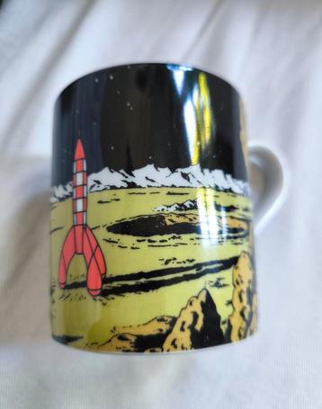Tintin Hergé Moulinsart fusée mug. État neuf jamais utilisé., Enlèvement ou Envoi, Tintin, Comme neuf