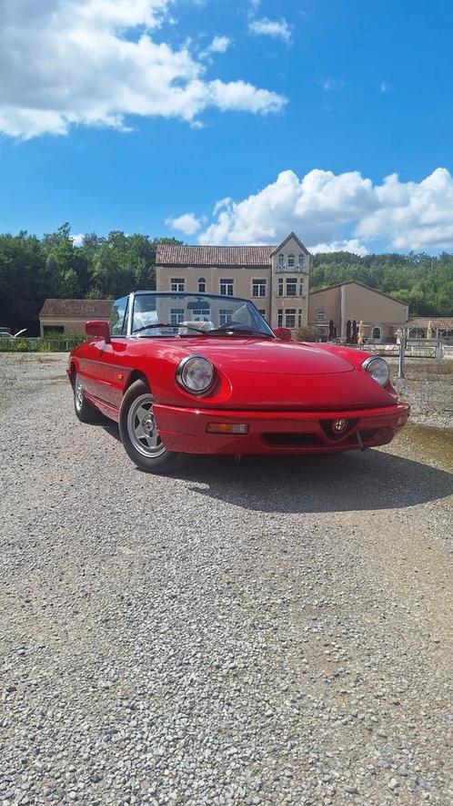 Alfa Romeo Spider 1993 70.000kms, Auto's, Alfa Romeo, Particulier, Benzine, Cabriolet, Handgeschakeld, Rood, Beige, Achterwielaandrijving