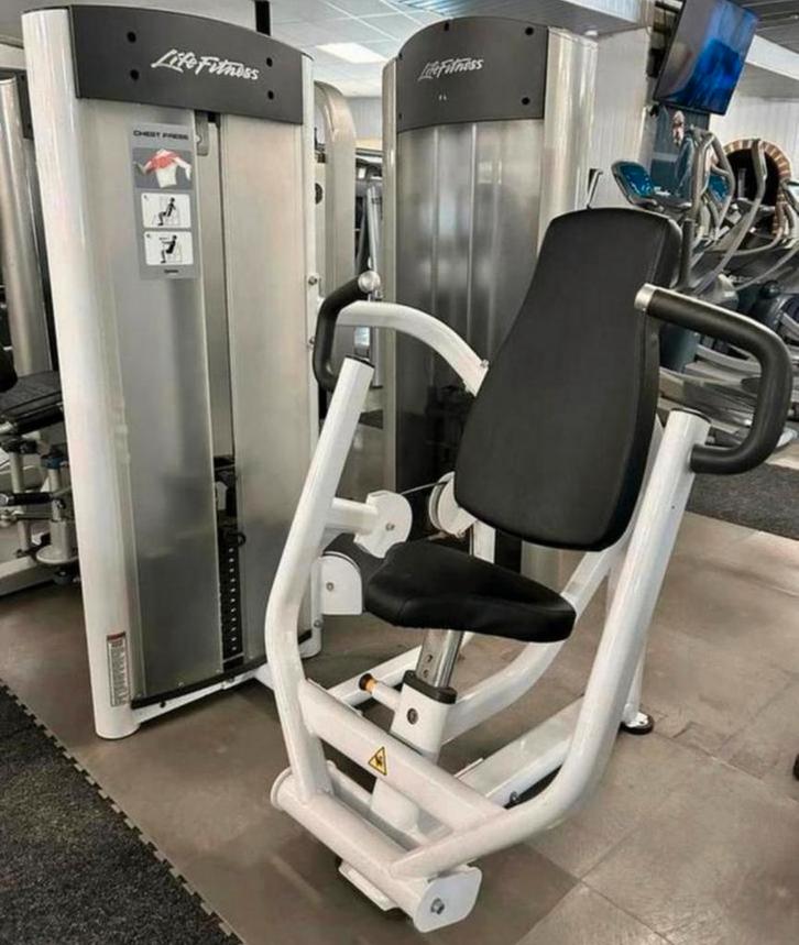 LIFE FITNESS OPTIMA CHEST PRESS TRICEPS PRESS, Sport en Fitness, Fitnessmaterialen, Zo goed als nieuw, Ophalen of Verzenden