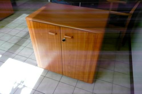 Petit meuble de fabrication allemande, Huis en Inrichting, Kasten | Overige, Zo goed als nieuw, Ophalen