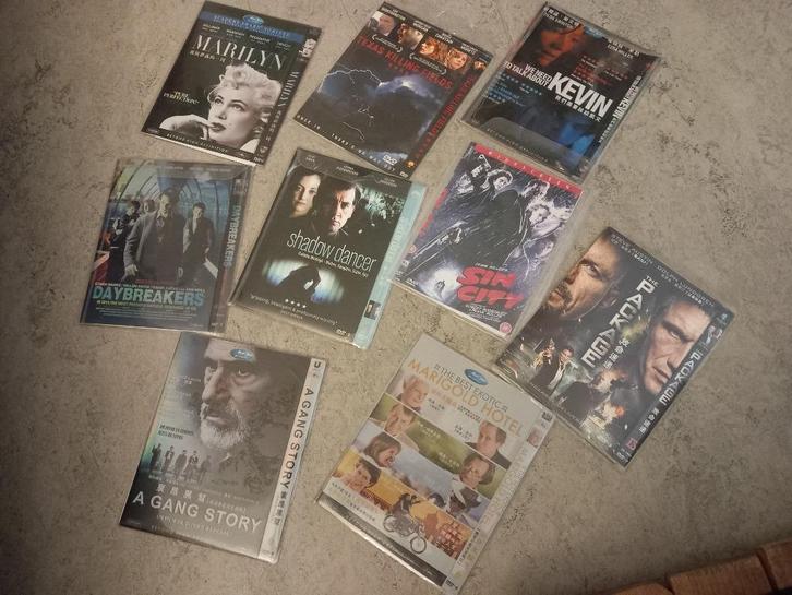 Lot de DVD en langues étrangères !!!, CD & DVD, DVD | Action, Comme neuf, Action, À partir de 16 ans, Enlèvement