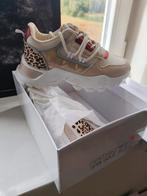 Dames schoenen, Enlèvement