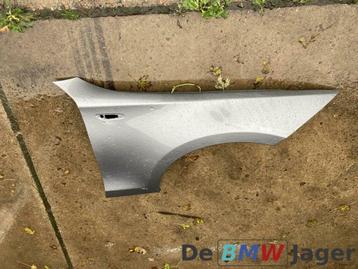 Spatbord rechts BMW 1-serie E81 E87 41357133228 beschikbaar voor biedingen
