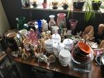 divers objets porcelaines statues vases etc…, Divers