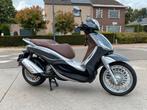 Piaggio Beverly 300 i.e - Amper 6700 km !, Motoren, Motoren | Piaggio, Scooter, 300 cc, Particulier, 1 cilinder