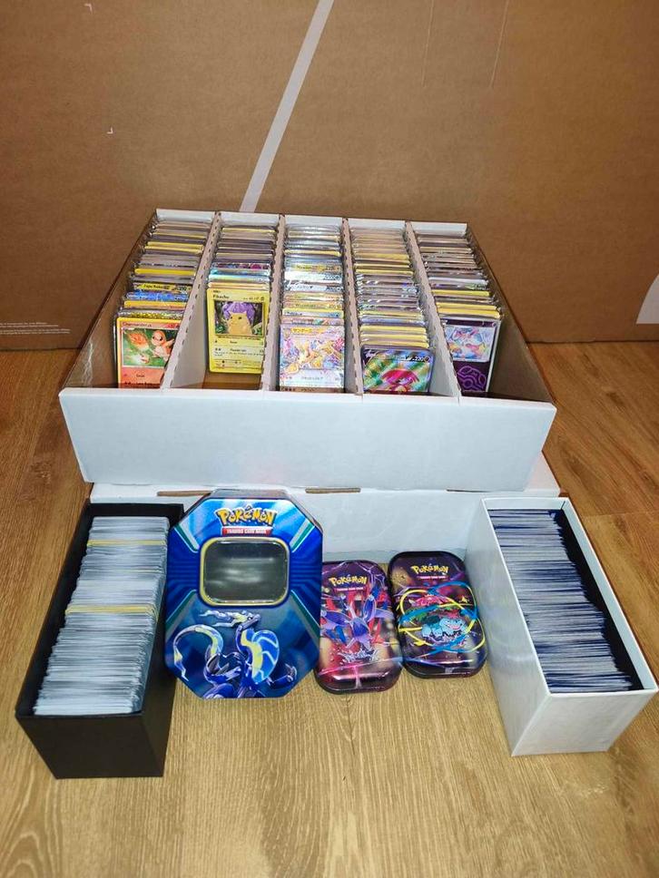 Pokémon Kerst Cadeau, Hobby & Loisirs créatifs, Jeux de cartes à collectionner | Pokémon, Enlèvement ou Envoi