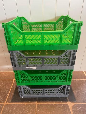 4 plooi kratten  beschikbaar voor biedingen
