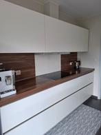 Witte, moderne keuken met eiland, Huis en Inrichting, Keuken | Complete keukens, Ophalen, Gebruikt