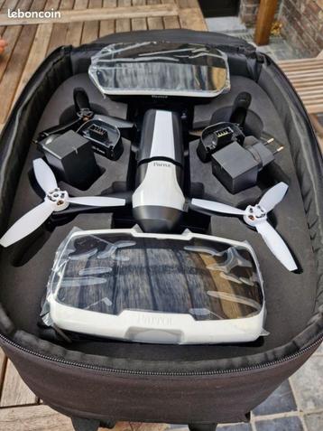 Drone Bebop 2 Parrot-avonturenpakket beschikbaar voor biedingen