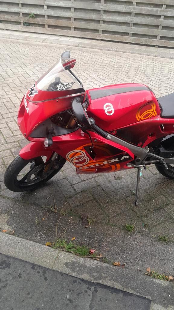 Gilera gp 50, Fietsen en Brommers, Brommers | Overige merken, Gebruikt, Klasse B (45 km/u), Ophalen
