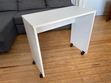 Meuble de bureau/servante/table à roulettes beschikbaar voor biedingen