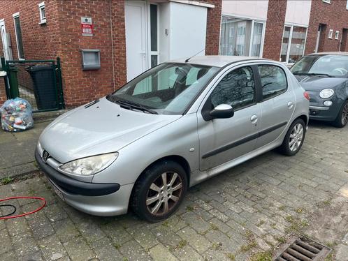 Peugeot 206 van 2005 AUTOMATIEK PROBLEEM✅‼️, Auto's, Peugeot, Particulier, Benzine, Euro 4, Berline, 5 deurs, Automaat, Zilver of Grijs