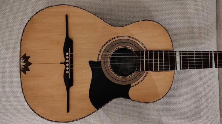 Exclusive Ermelinda Silvestri akoustische gitaar 1930, Musique & Instruments, Instruments à corde | Guitares | Acoustiques, Enlèvement ou Envoi