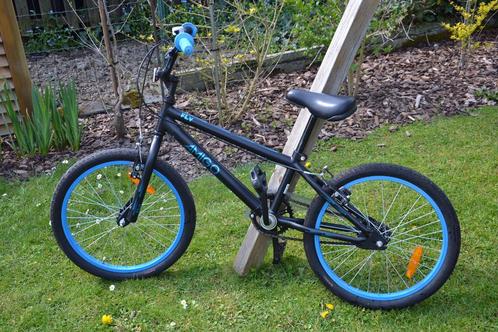Bmx Jongensfiets blauw zwart 20 inch, Fietsen en Brommers, Fietsen | Crossfietsen en BMX, Zo goed als nieuw, 20 tot 24 inch, Staal