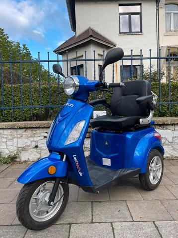 Scootmobiel 25km/u elektrische scooter VELECO Nieuwstaat beschikbaar voor biedingen