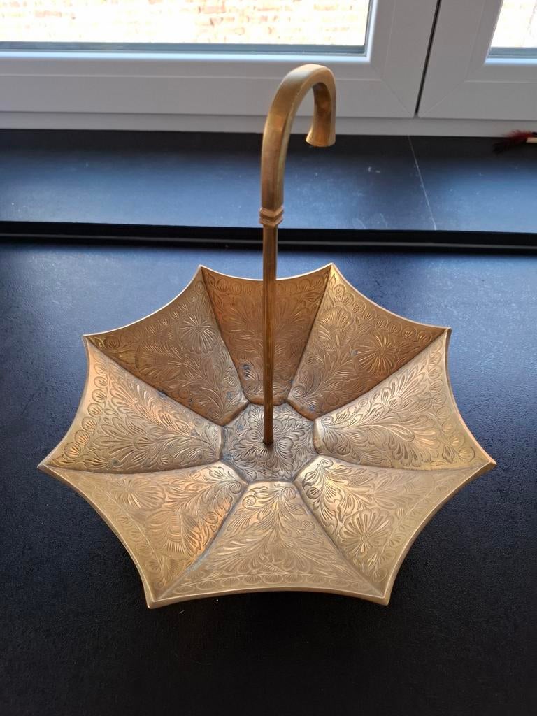 Vide poche en laiton, Antiquités & Art, Antiquités | Bronze & Cuivre, Enlèvement ou Envoi